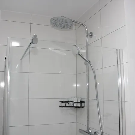 Nibelungen - Worms-hochheim Апартаменты *