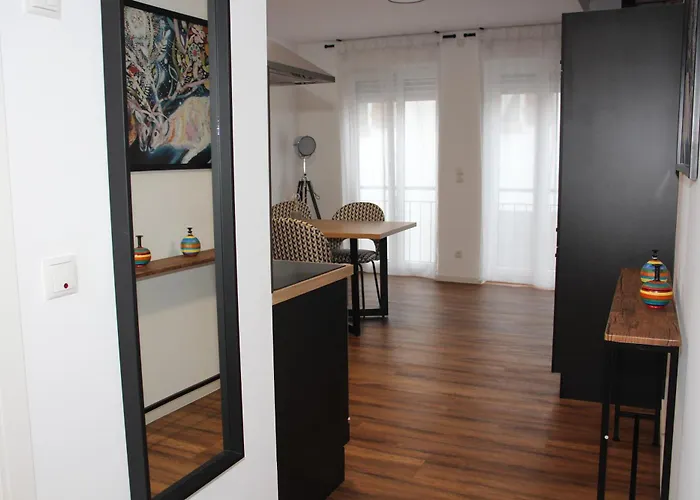 Nibelungen - Worms-hochheim Apartament *